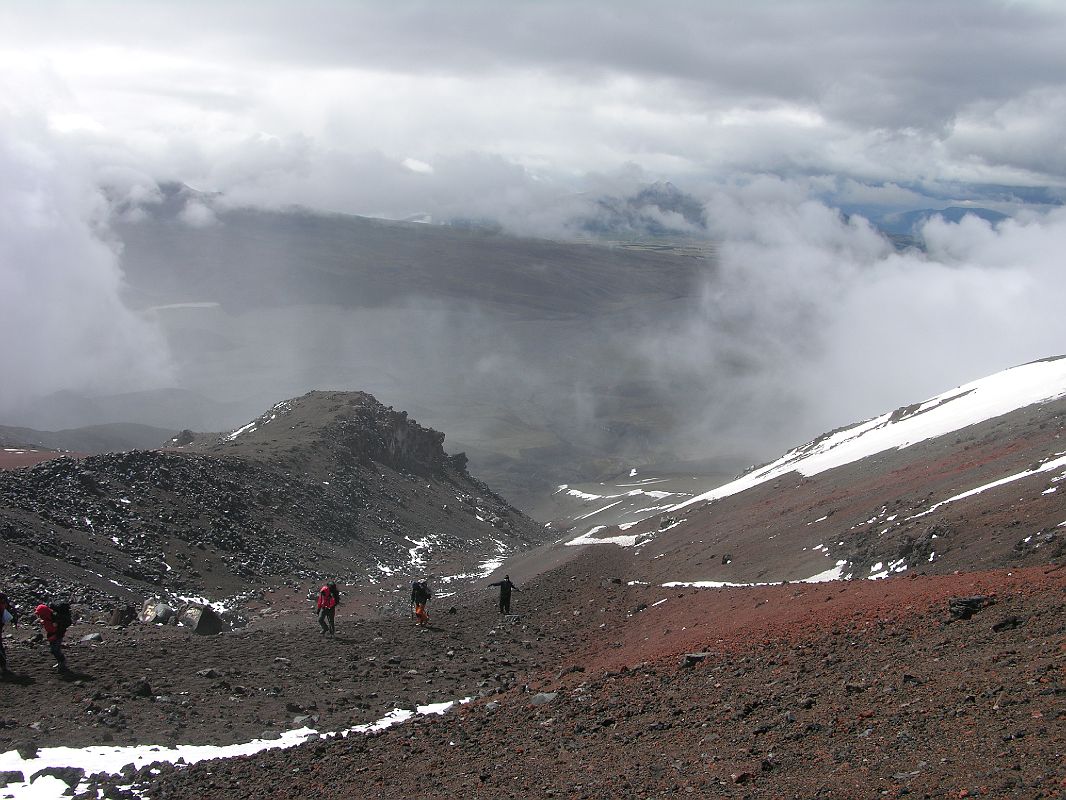 Ecuador Cotopaxi 02-06 Hiking To Refuge Almost There